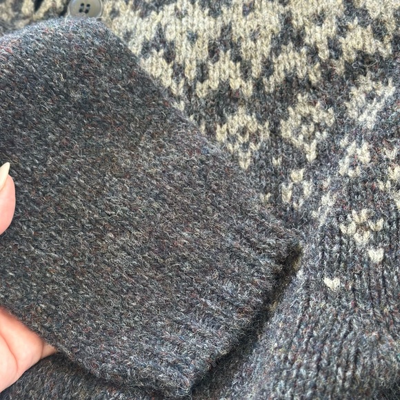 Mama Owl Navy and Gray Fair Isle Women's Wool Cardigan Sweater S - Picture 4 of 4